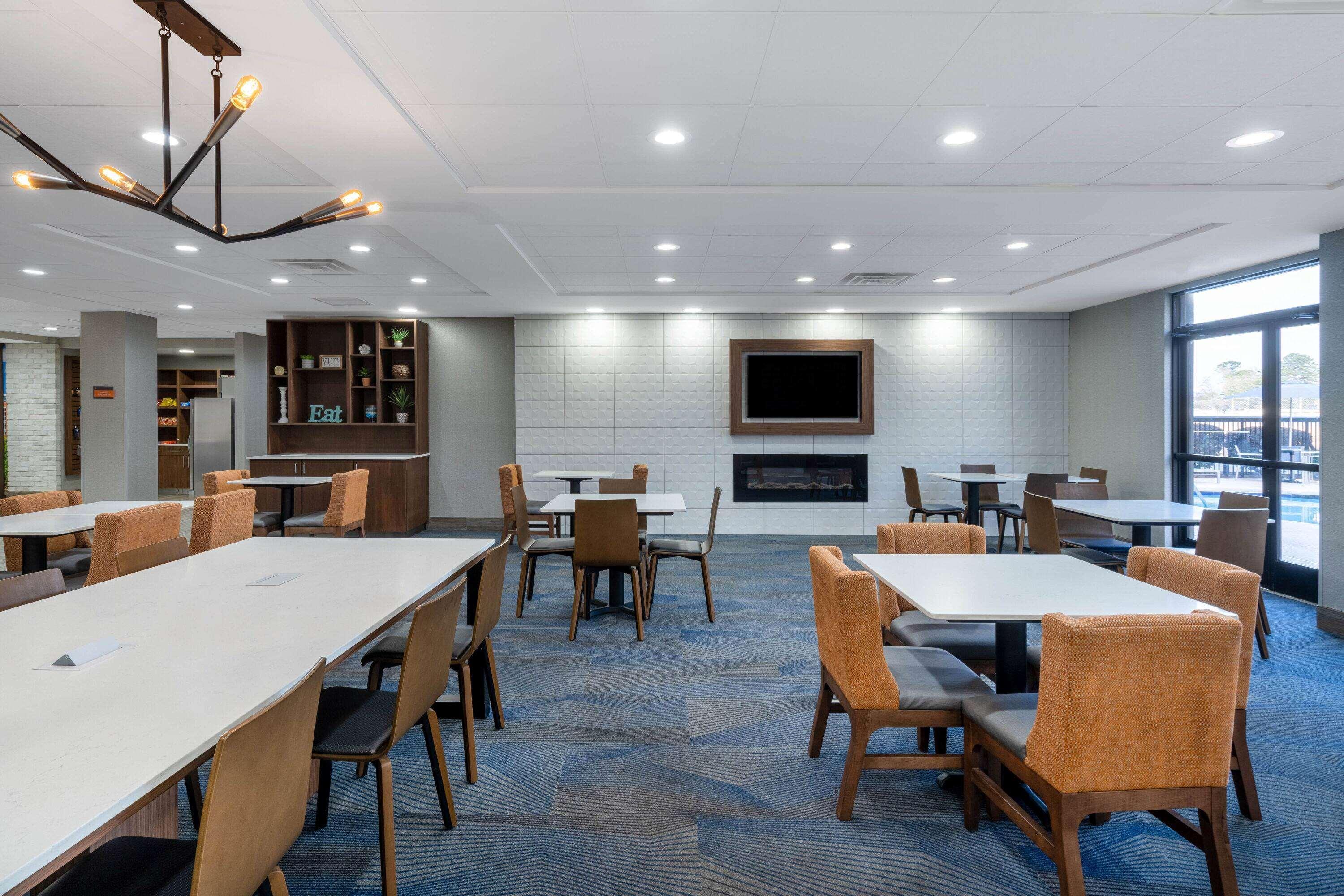 La Quinta Inn & Suites By Wyndham-Albany Ga Buitenkant foto