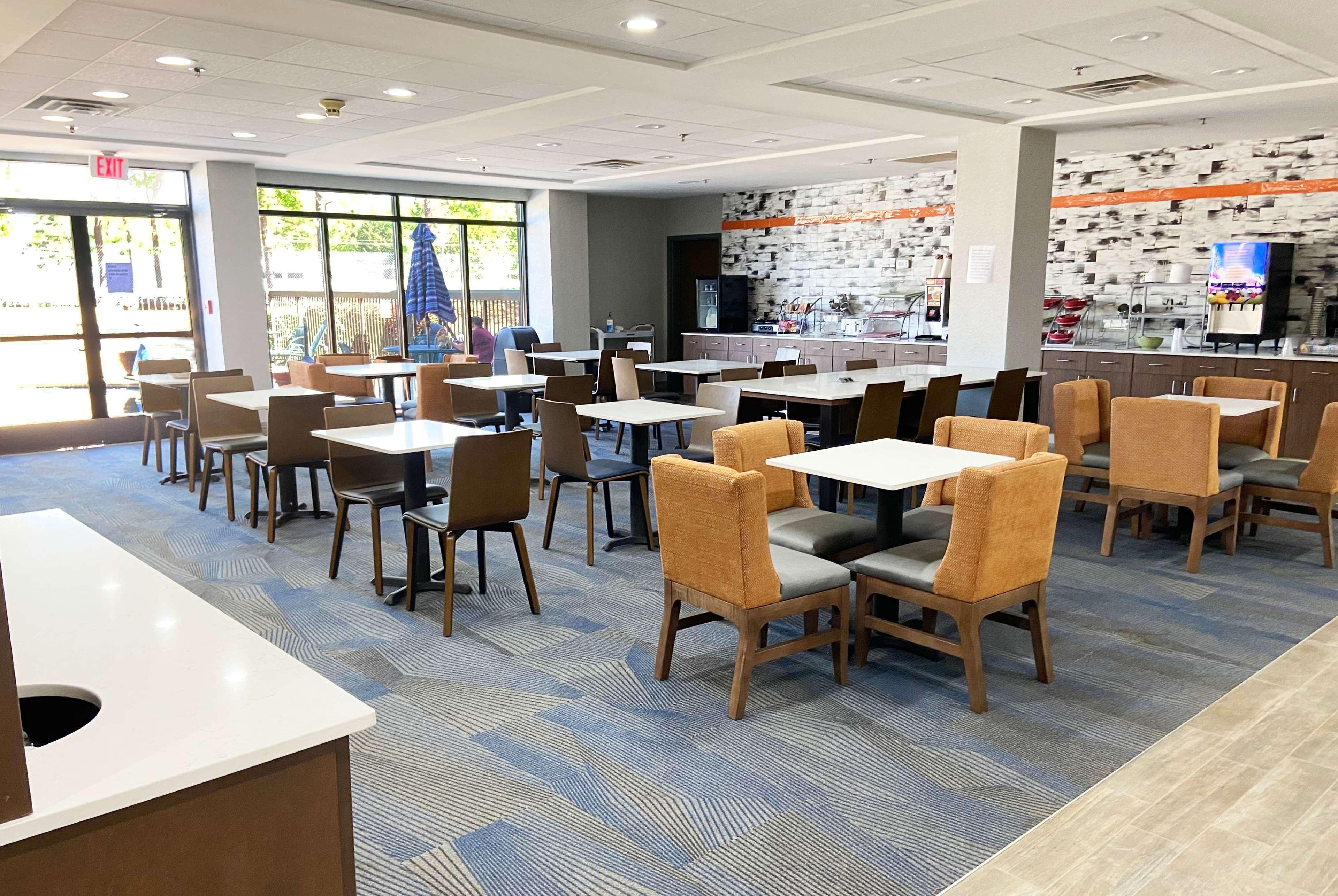 La Quinta Inn & Suites By Wyndham-Albany Ga Buitenkant foto