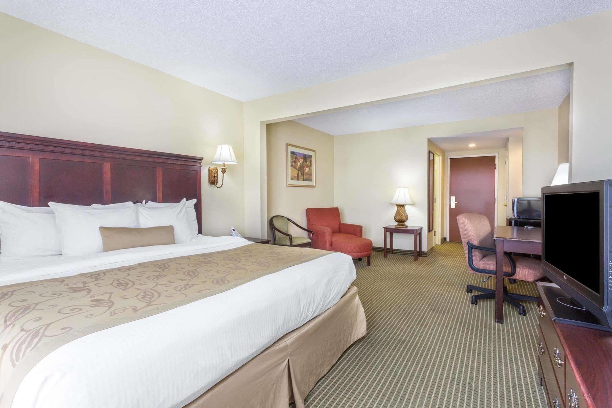 La Quinta Inn & Suites By Wyndham-Albany Ga Buitenkant foto